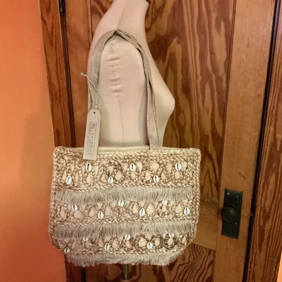Salt & Umber Woven Straw Tote Bag Shell Detail Fringe Boho NWT - Picture 5 of 11